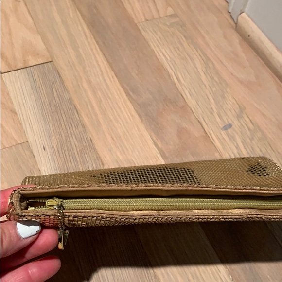 Whiting and Davis gold clutch purse - Picture 4 of 9